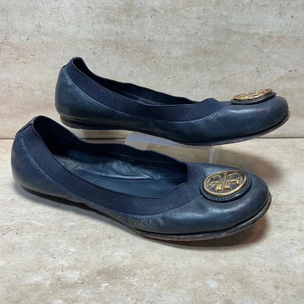Tory Burch Minnie Travel Ballet Flats Navy Blue Leather Gold Logo Medallion 6.5